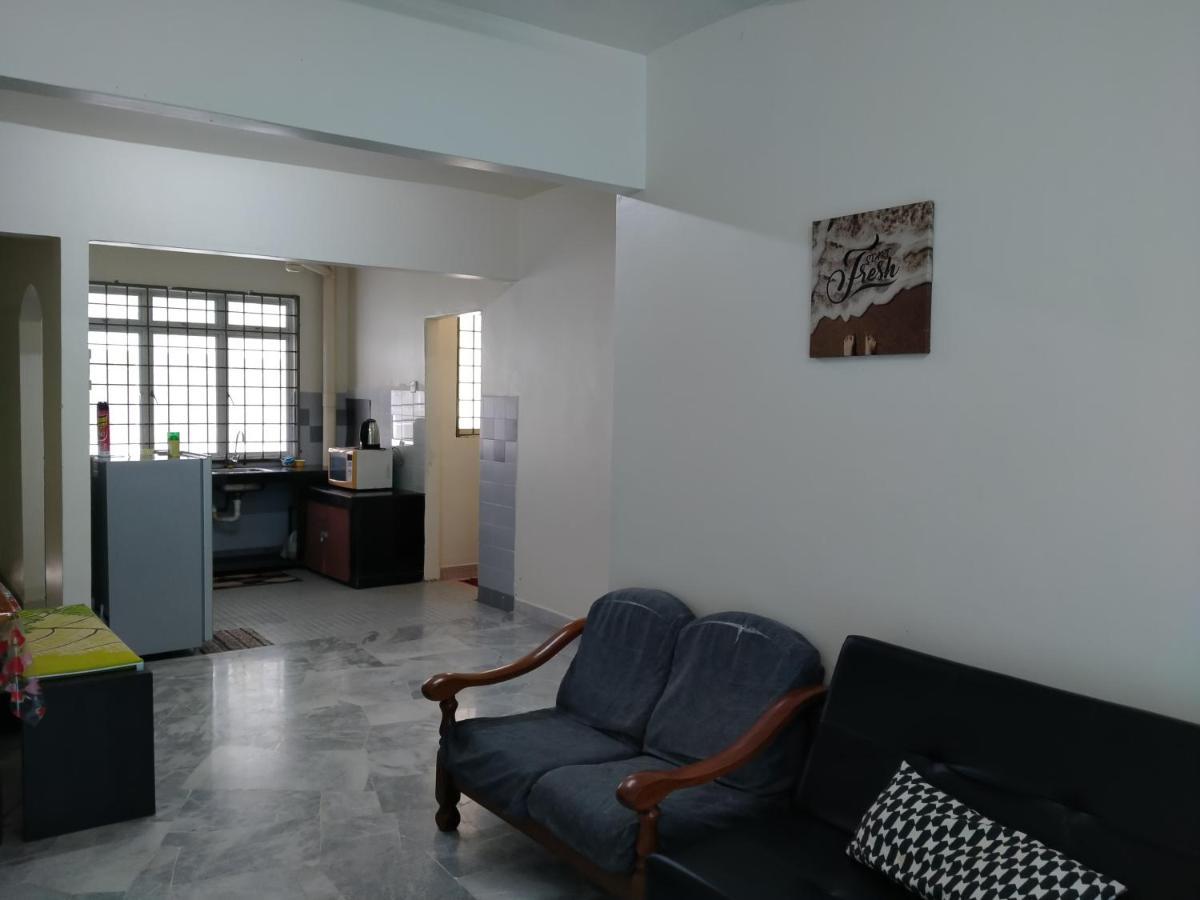Family Beach Condo Pd At Cocobay Resort Condominium Port Dickson Exterior photo